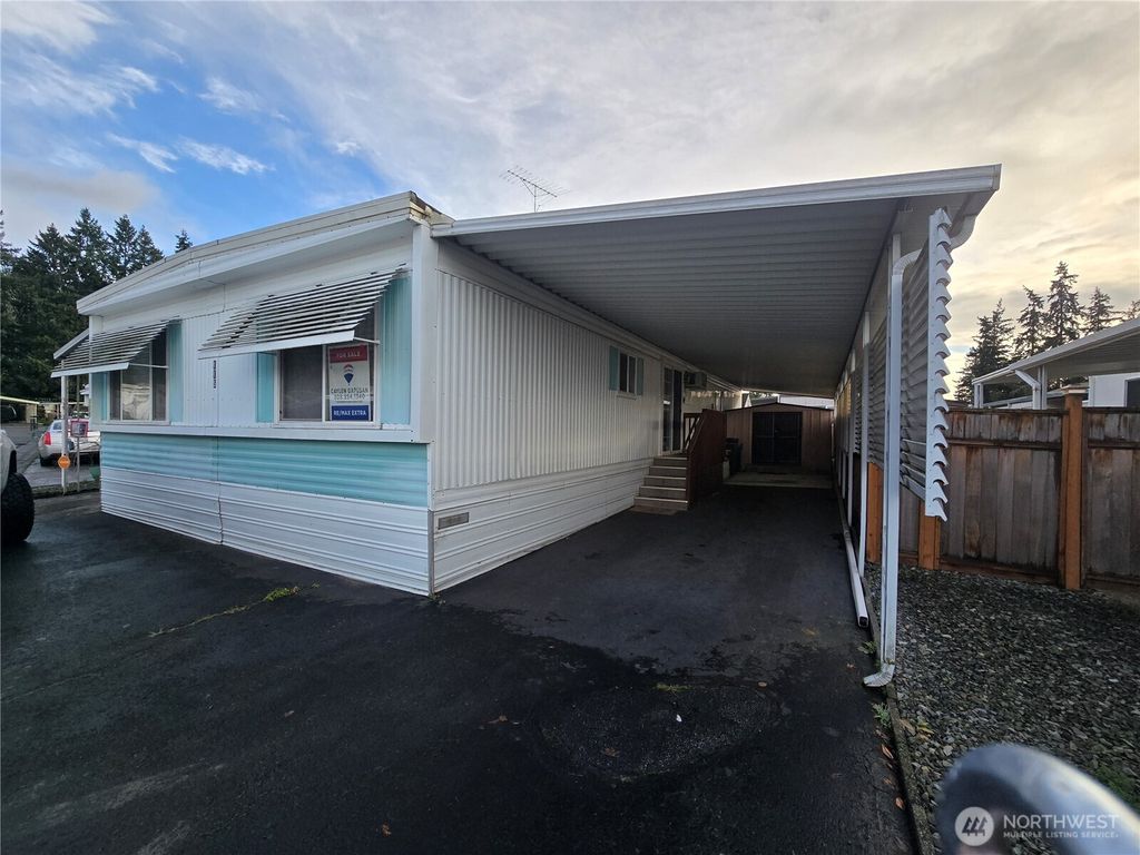 Photo of 2302 R Street SE #115, Auburn, WA 98002 (MLS # 2460360)