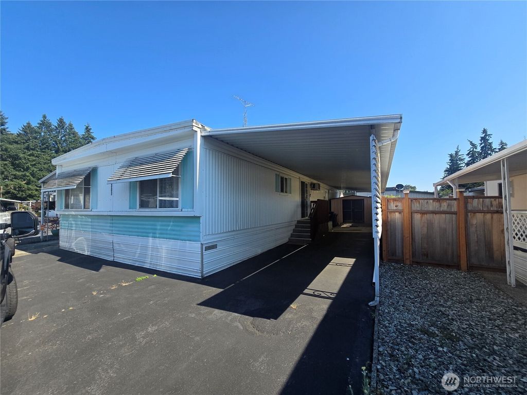 Photo of 2302 R Street SE #115, Auburn, WA 98002 (MLS # 2460360)