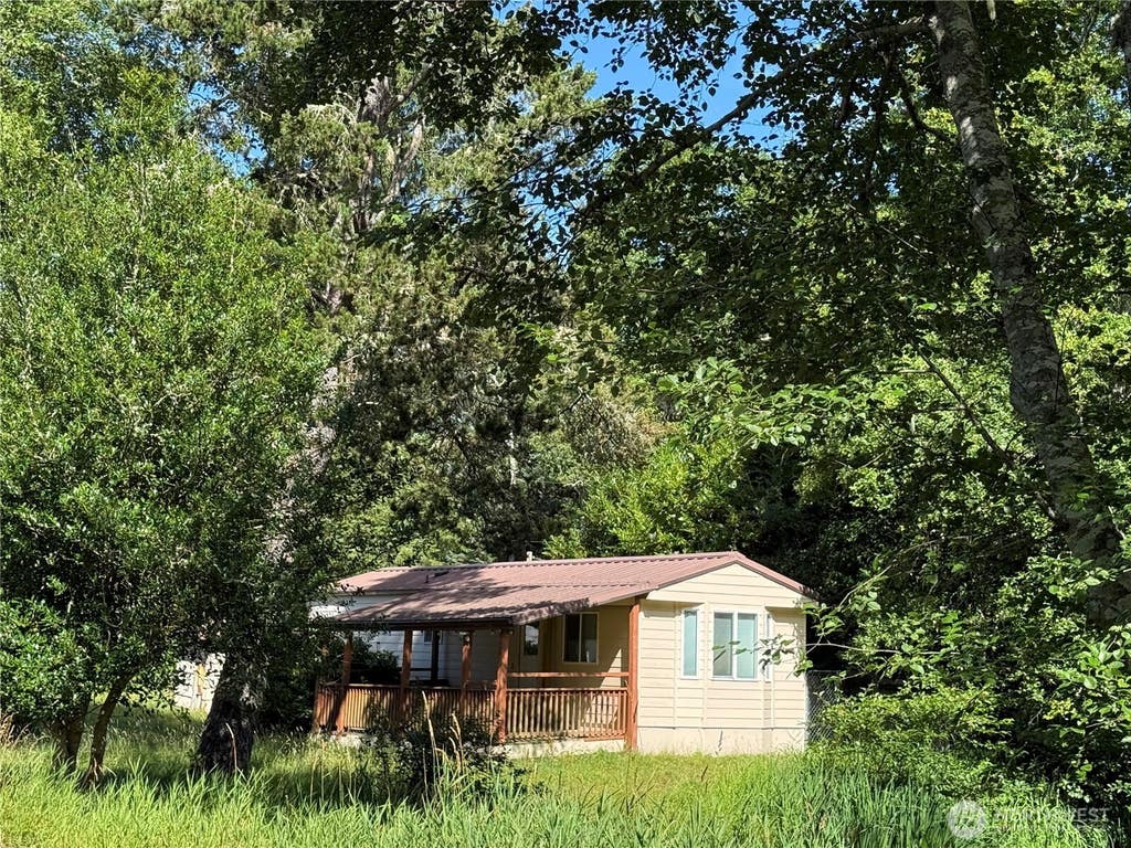 Photo of 1703 321st Place, Ocean Park, WA 98640 (MLS # 2567833)