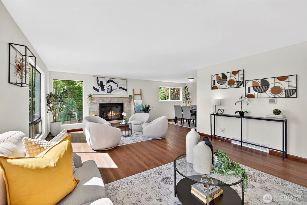Photo of 3415 24th Avenue W, Seattle, WA 98199 (MLS # 2522858)