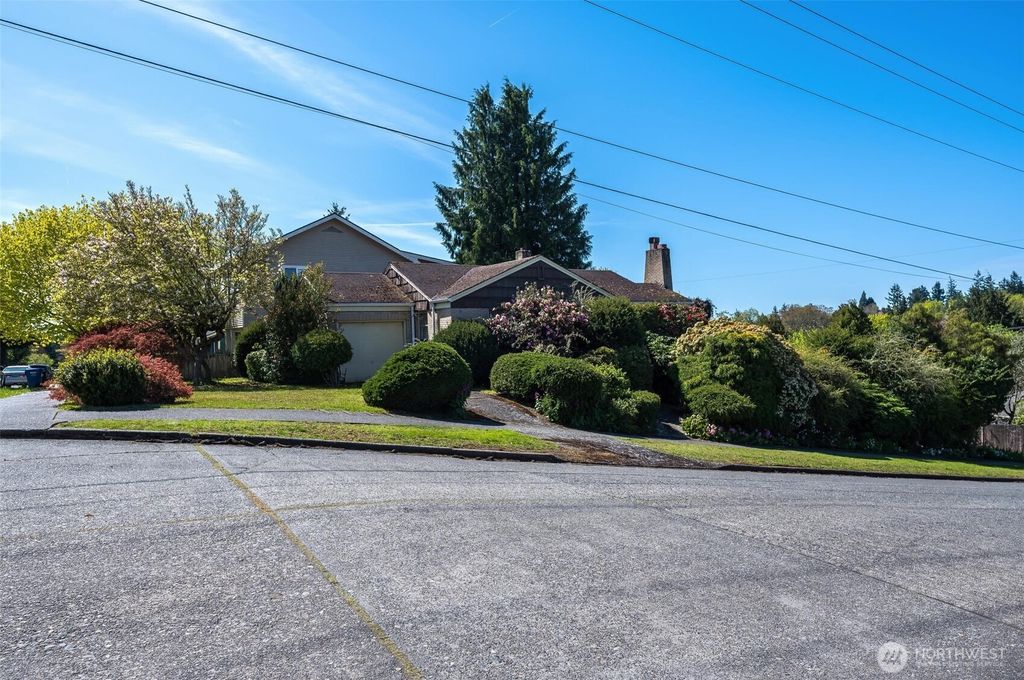 Photo of 4501 SW Dakota Street, Seattle, WA 98116 (MLS # 2360922)