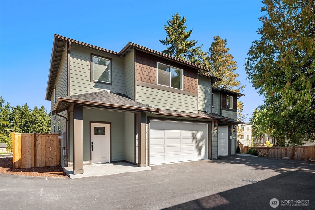 Photo of 12342 13th Place SW #1A, Burien, WA 98146 (MLS # 2443783)
