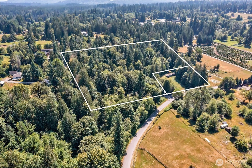 Photo of 28215 SE 216th Street, Maple Valley, WA 98038 (MLS # 2576441)