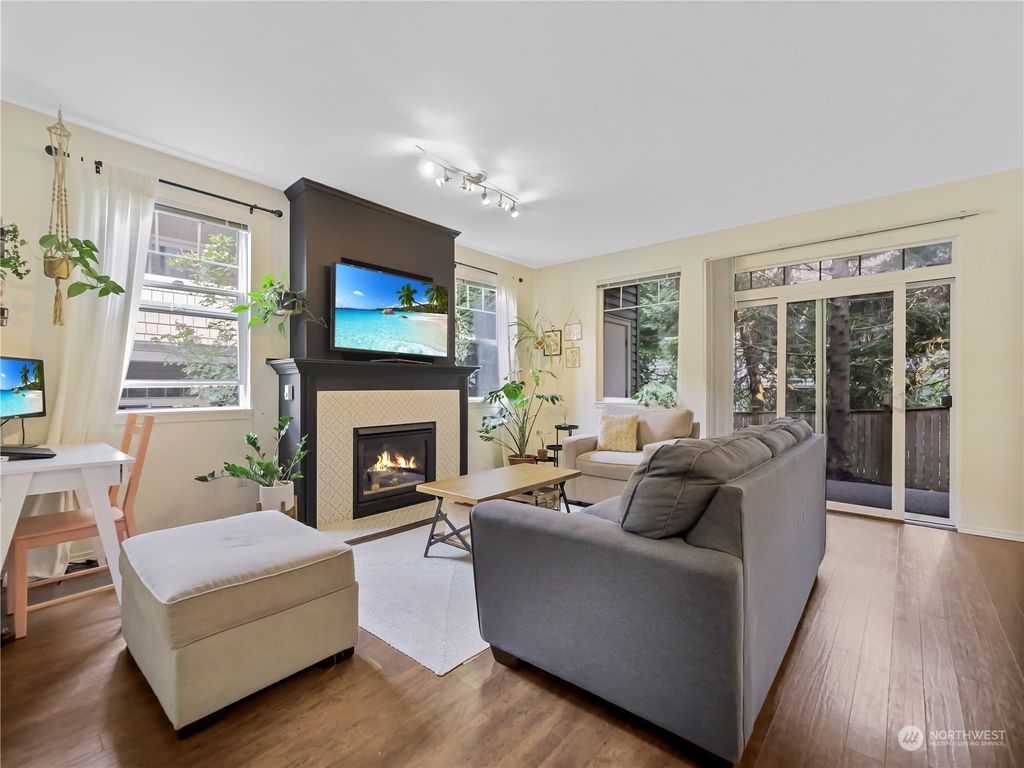Photo of 1500 S 18th Street #J 101, Renton, WA 98055 (MLS # 2200111)