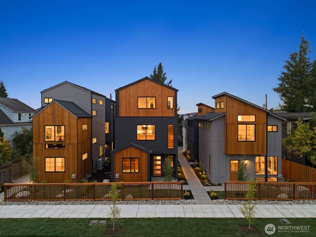 Photo of 3934 S Angeline Street, Seattle, WA 98118 (MLS # 2577122)