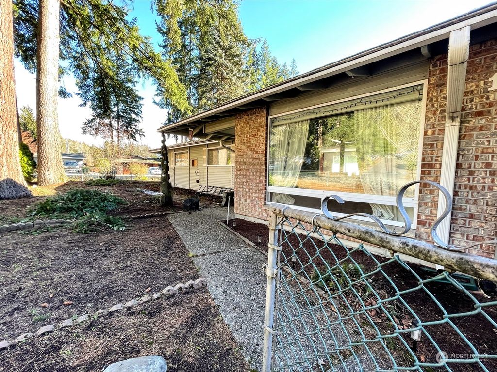 Photo of 16621 SE 145th Street, Renton, WA 98059 (MLS # 2034957)