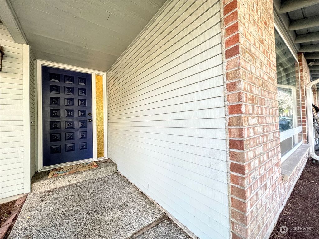 Photo of 16621 SE 145th Street, Renton, WA 98059 (MLS # 2034957)