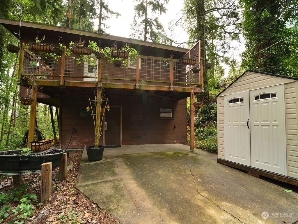 Photo of 231 NE 140th Street, Seattle, WA 98125 (MLS # 2064926)