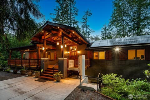 Photo of 14808 260th Avenue SE, Issaquah, WA 98027 (MLS # 2559163)