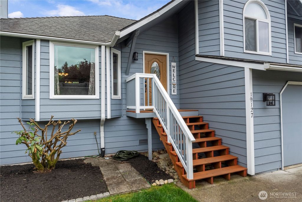 Photo of 19127 SE 260th Place, Covington, WA 98042 (MLS # 2364848)