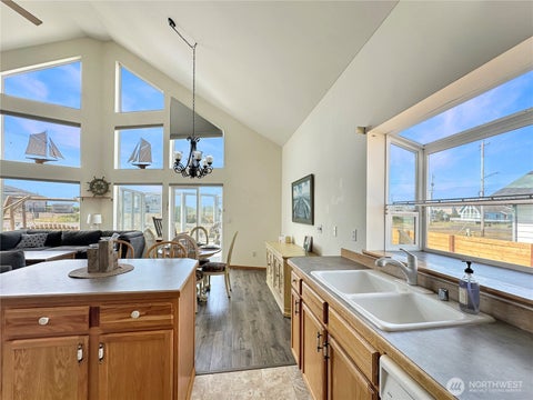 Photo of 1050 Ocean Shores Boulevard, Ocean Shores, WA 98569 (MLS # 2571979)