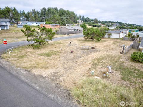 Photo of 814 340th Place, Ocean Park, WA 98640 (MLS # 2568887)