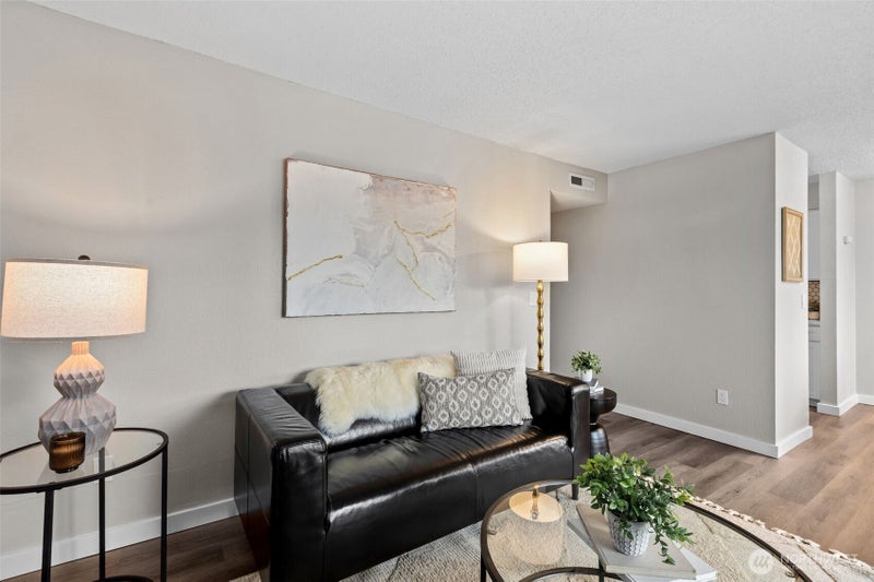 423 75th Street SE B26
