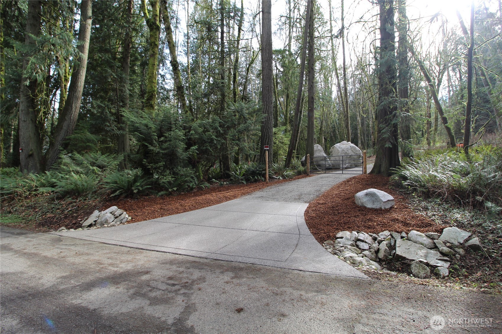 6509 NE Sid Price Road