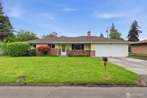 Photo of 3011 NE 44th Street, Vancouver, WA 98663 (MLS # 2525883)