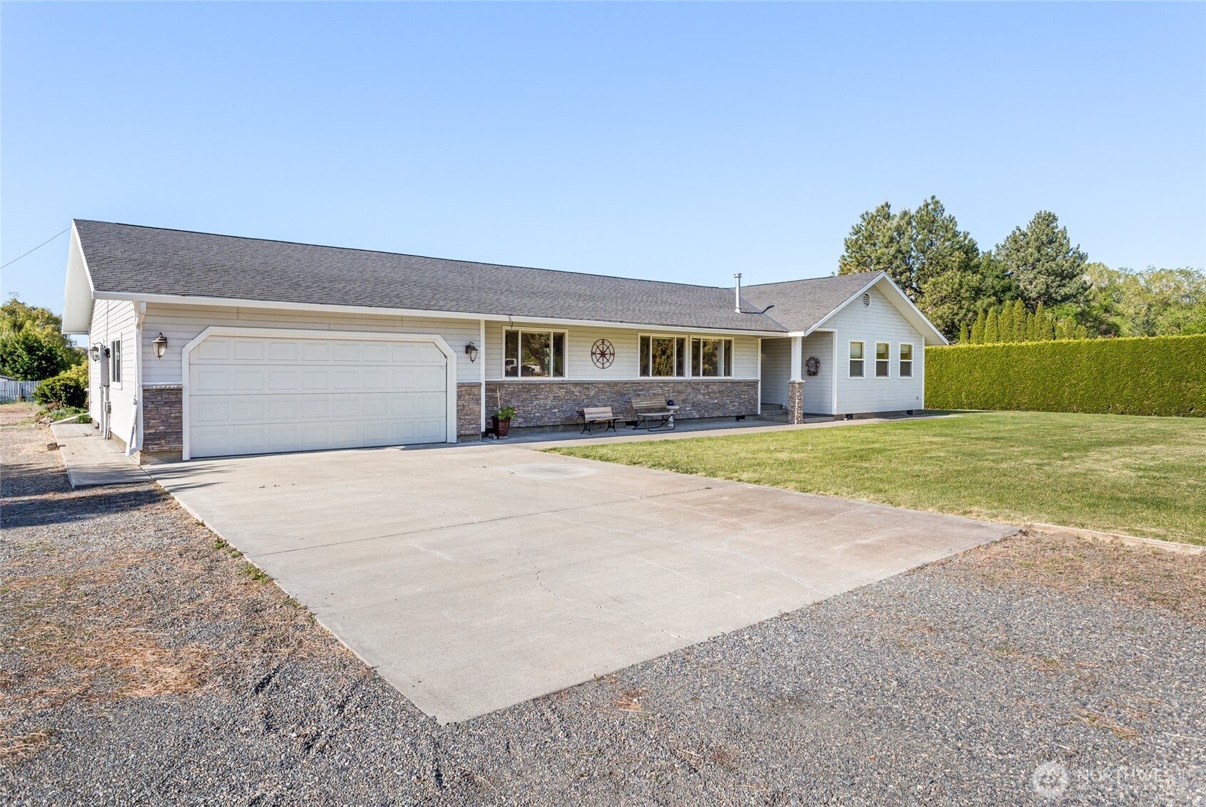 Listing image 1