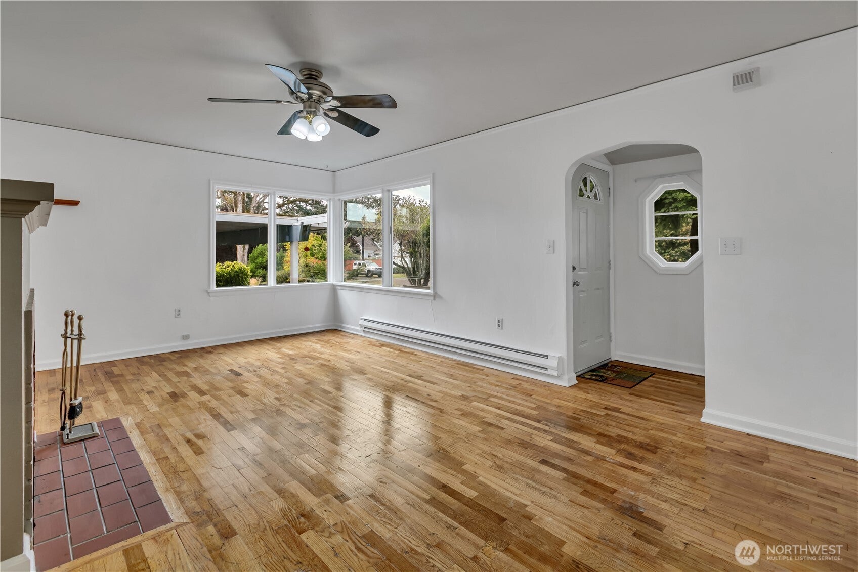 10019 Oak Lane SW