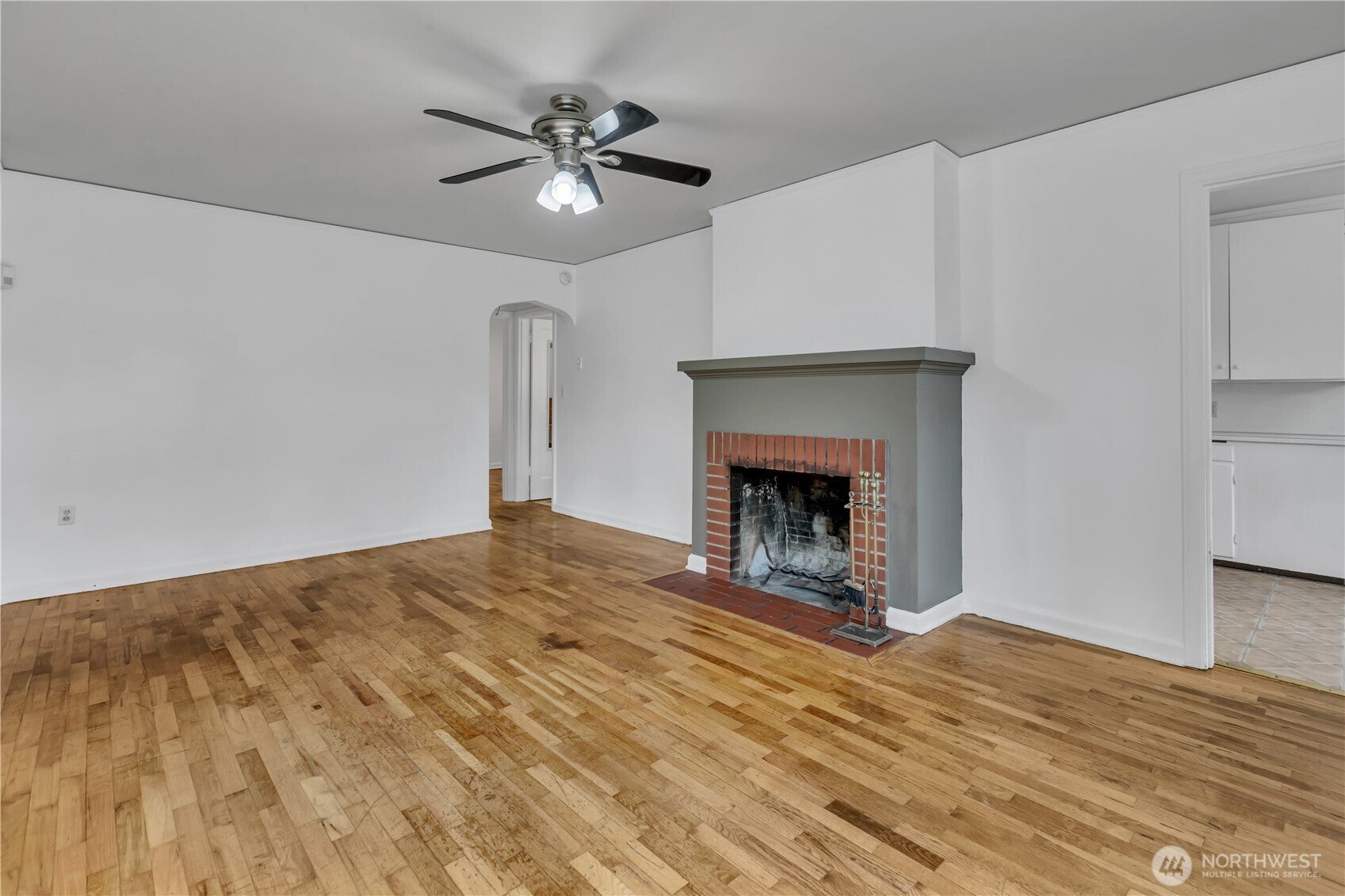 10019 Oak Lane SW