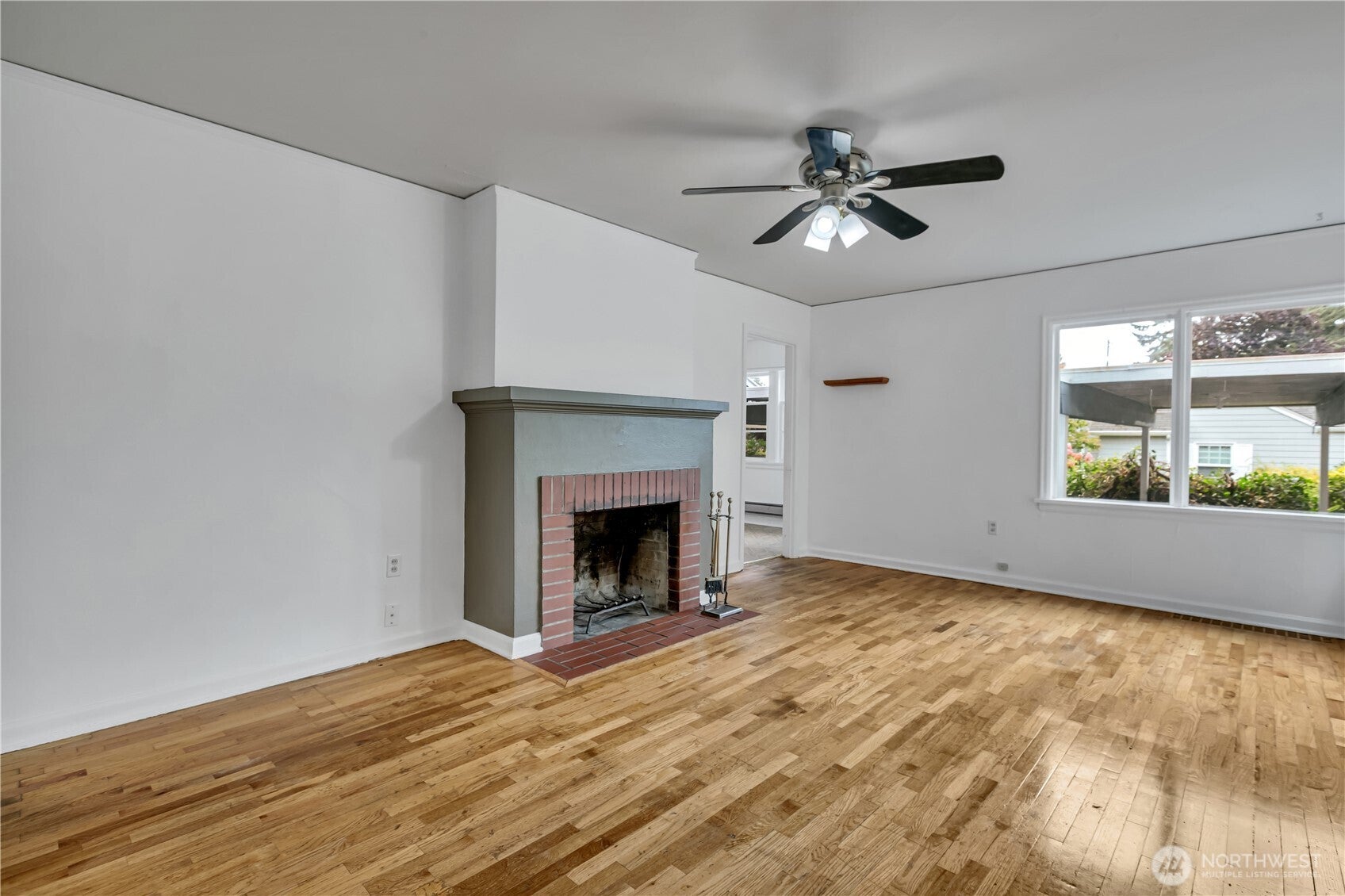 10019 Oak Lane SW