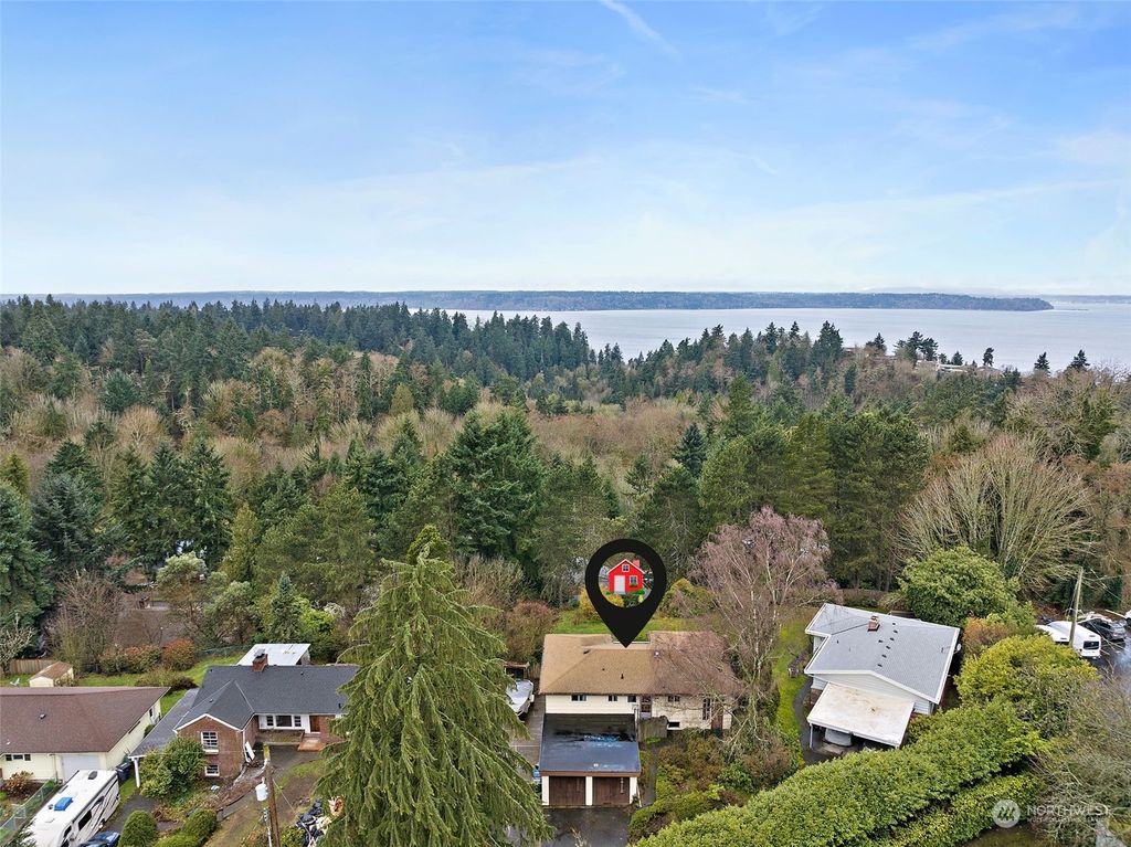 Photo of 14111 12th Avenue SW, Burien, WA 98166 (MLS # 2208795)