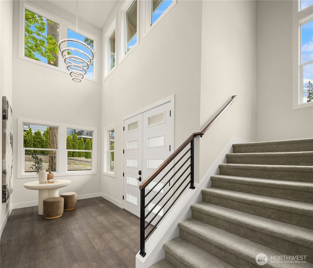Photo of 22536 SE 52nd Street, Issaquah, WA 98029 (MLS # 2528484)