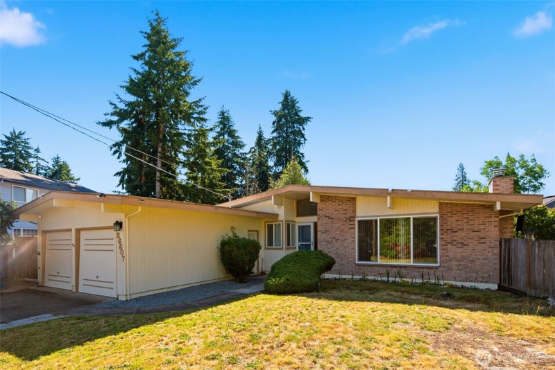 26607 Manchester Court