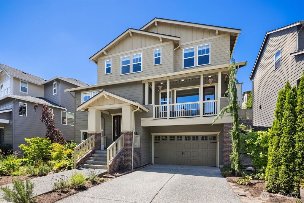 Photo of 9121 Jacobia Avenue SE, Snoqualmie, WA 98065 (MLS # 2551282)