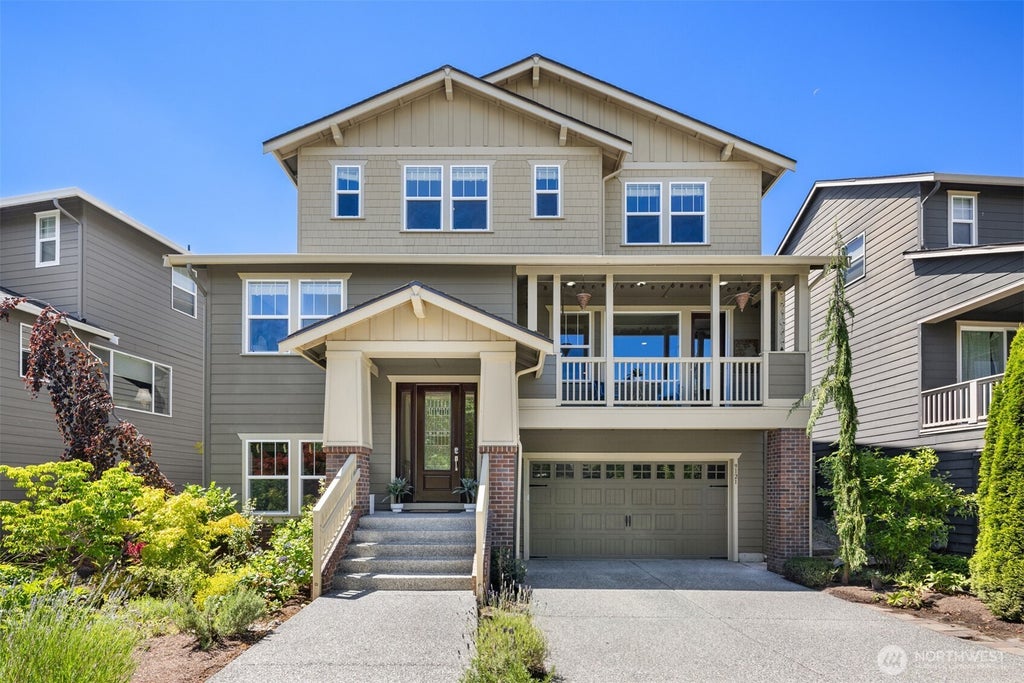 Photo of 9121 Jacobia Avenue SE, Snoqualmie, WA 98065 (MLS # 2551282)