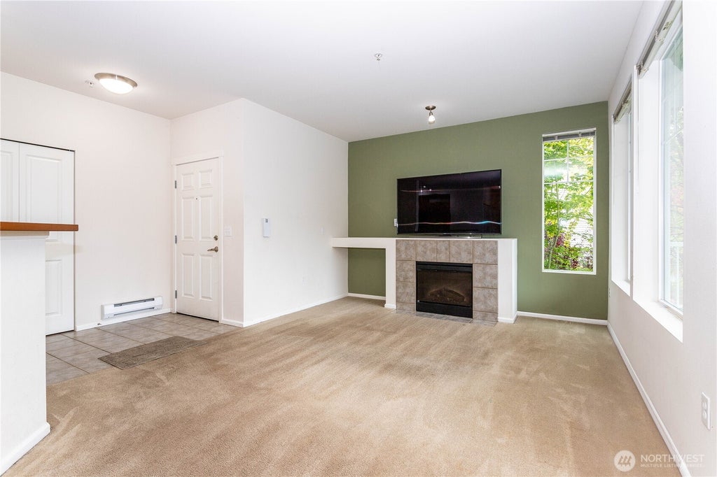 Photo of 21240 40th Place S #Unit B, SeaTac, WA 98198 (MLS # 2588620)