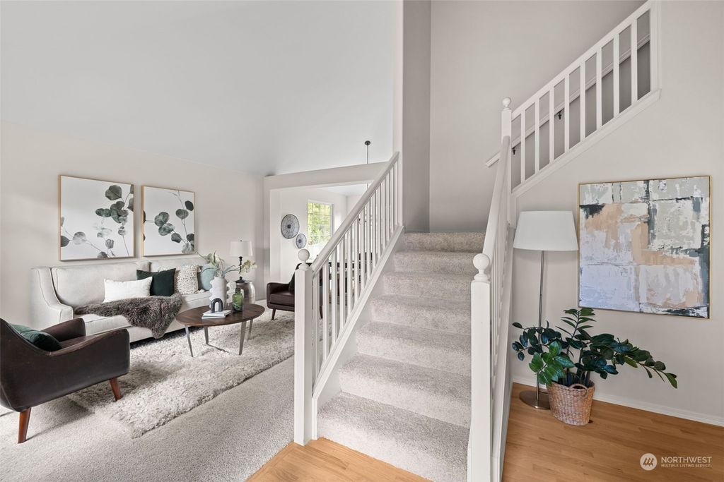 Photo of 7239 NE 147th Place, Kenmore, WA 98028 (MLS # 2303172)
