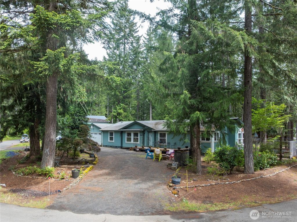 Photo of 200 N Hamma Hamma Drive W, Hoodsport, WA 98548 (MLS # 2480192)