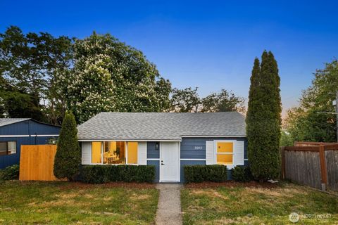 Photo of 5002 S Trafton Street, Tacoma, WA 98409 (MLS # 2520933)
