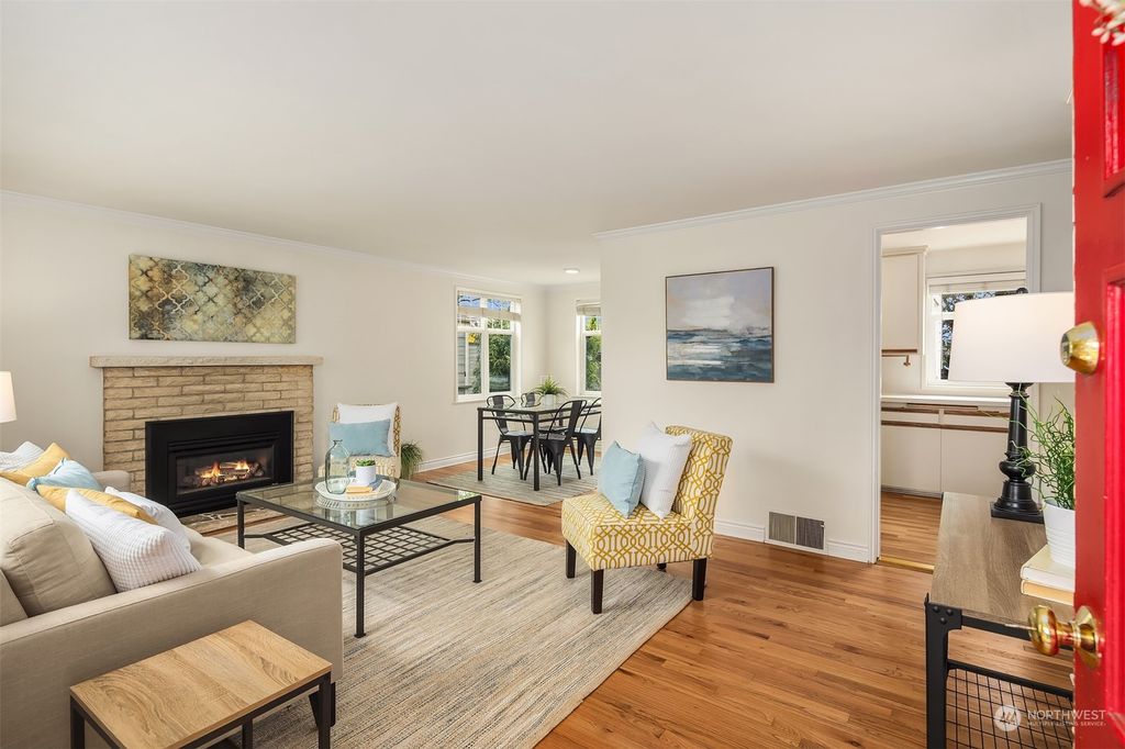 Photo of 807 NW 64th Street, Seattle, WA 98107 (MLS # 2239012)