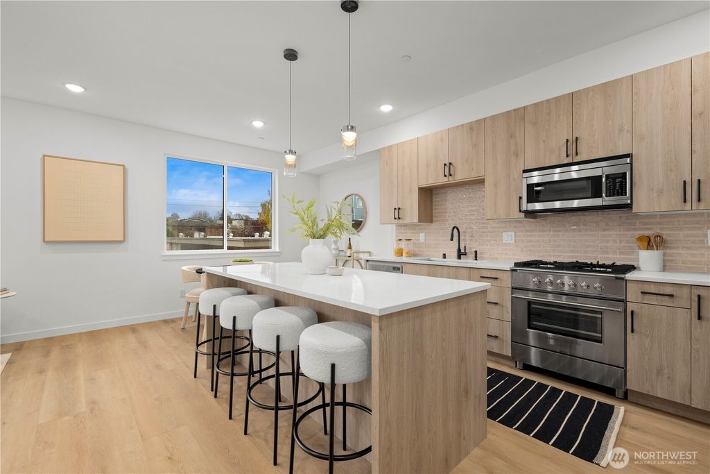 Photo of 6538 C Latona Avenue NE, Seattle, WA 98115 (MLS # 2495636)