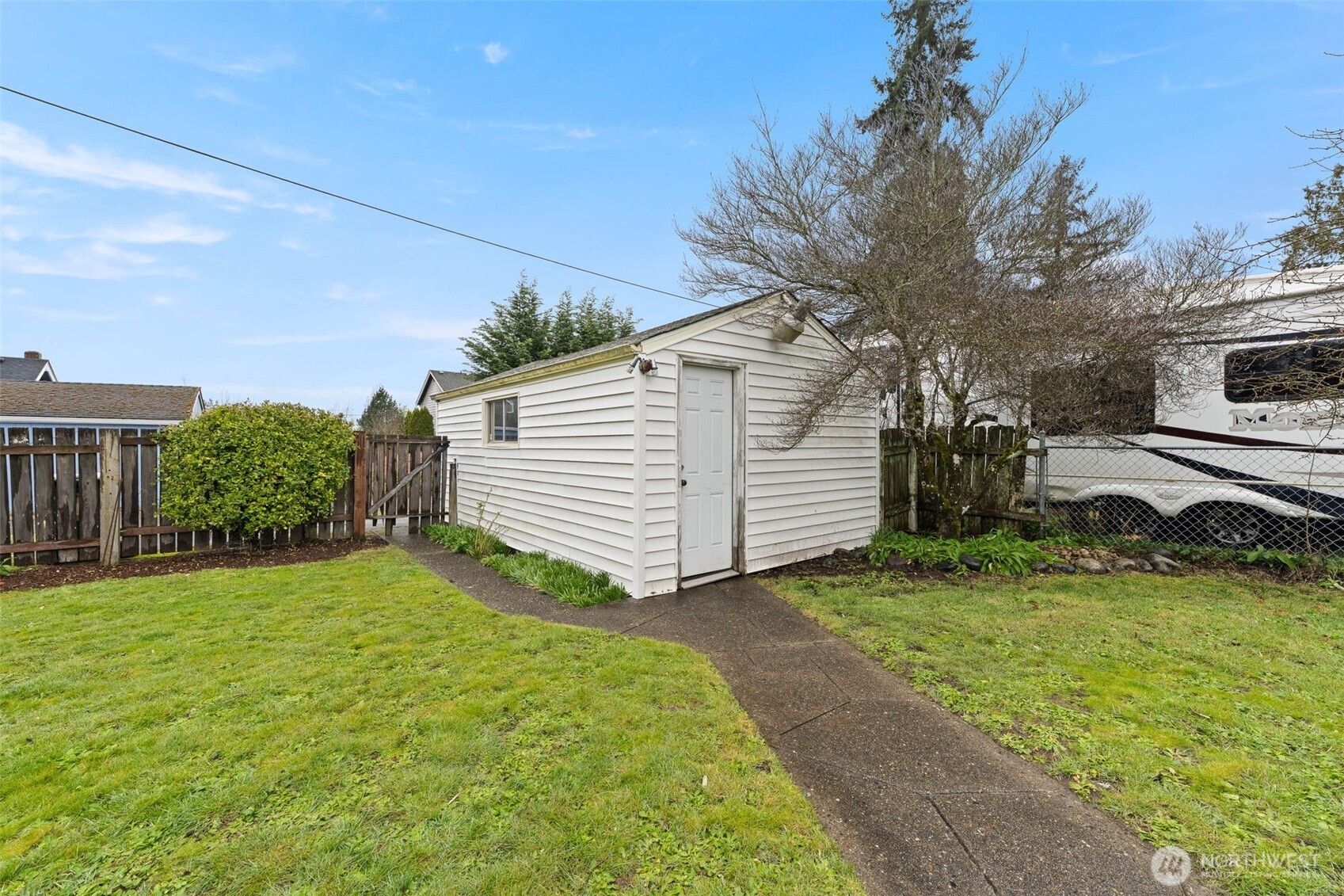 2520 Mtn View Avenue W