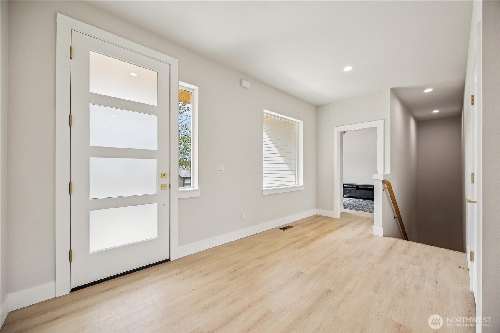 937 Edinburgh Court