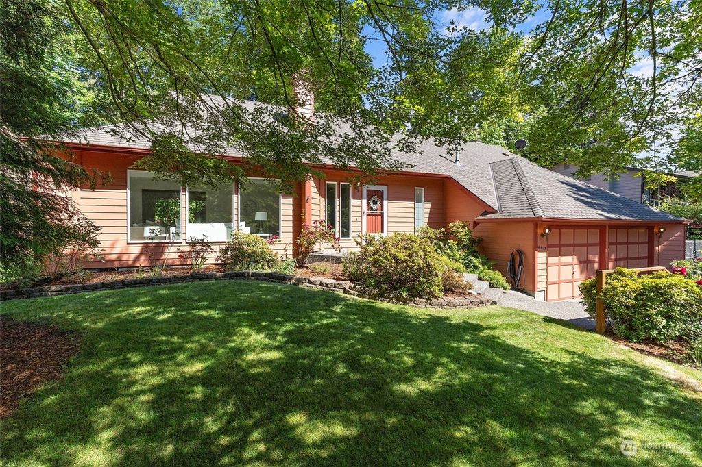 Photo of 16625 24th Drive SE, Bothell, WA 98012 (MLS # 2255311)