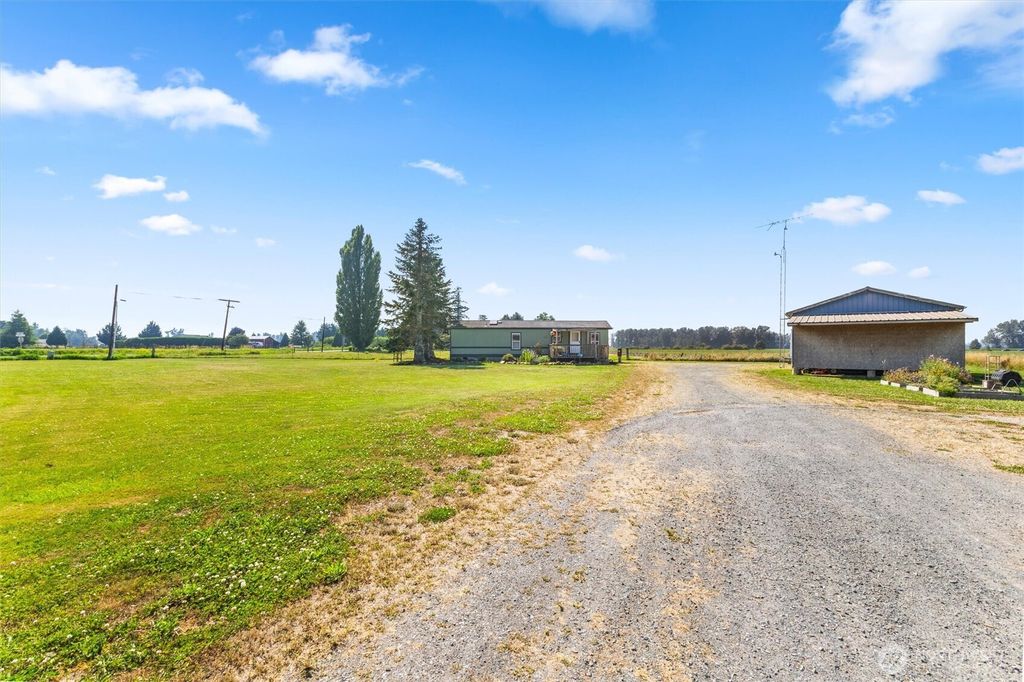 Photo of 8902 Telegraph Road, Sumas, WA 98295 (MLS # 2559309)