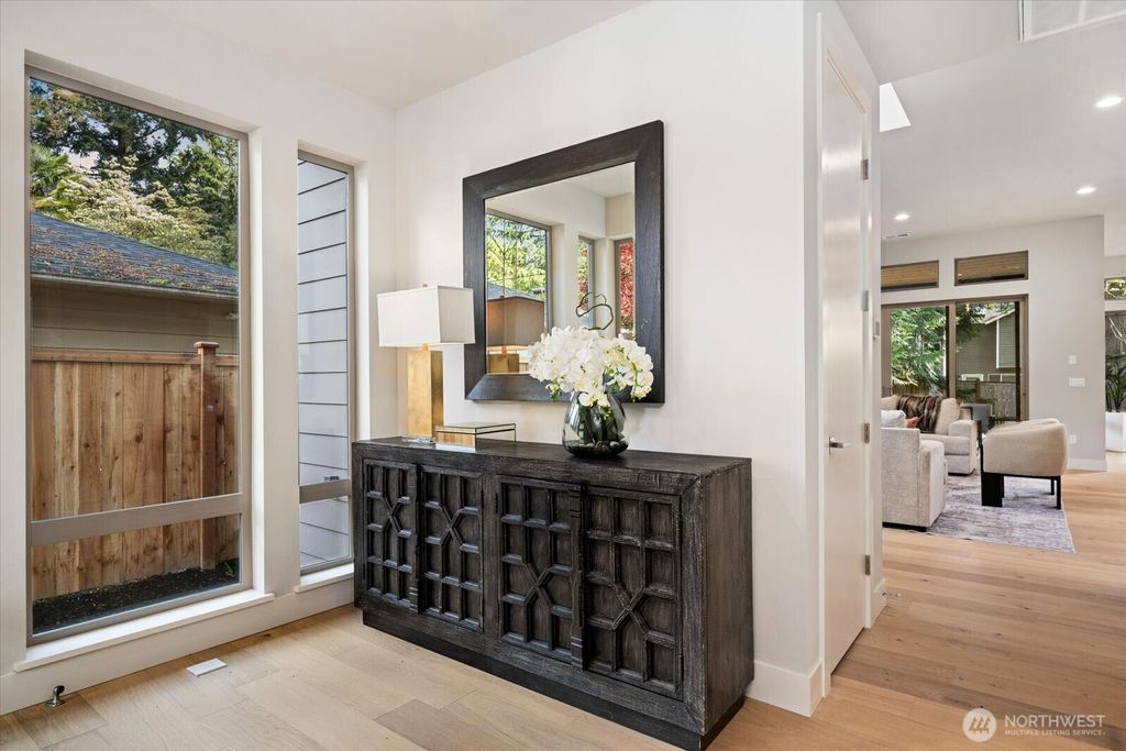 Photo of 12861 NE 104th Street, Kirkland, WA 98033 (MLS # 2364438)