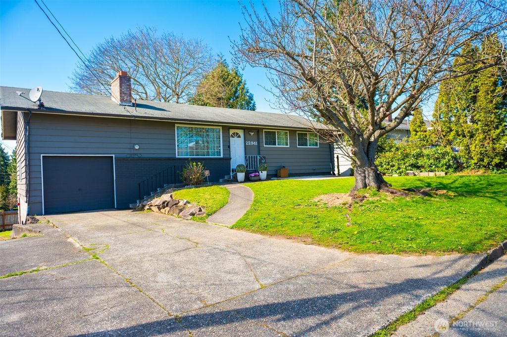Photo of 22941 105th Avenue SE, Kent, WA 98031 (MLS # 2499053)