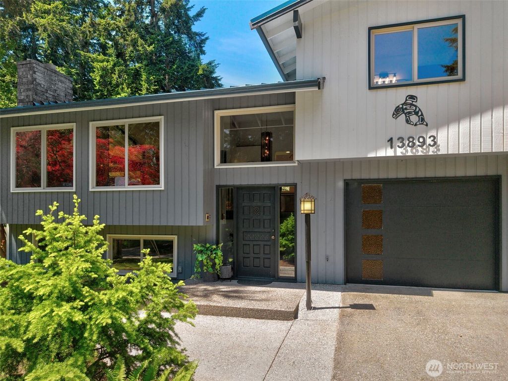 Photo of 13893 John Street NE, Bainbridge Island, WA 98110 (MLS # 2529507)
