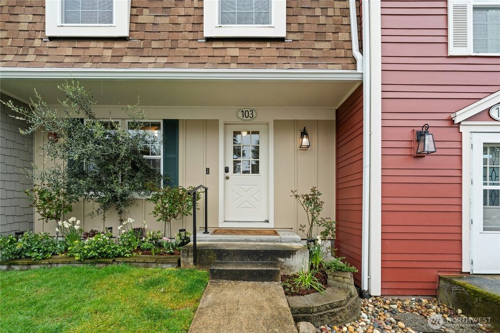 Photo of 27030 47th Avenue S #103, Kent, WA 98032 (MLS # 2493167)