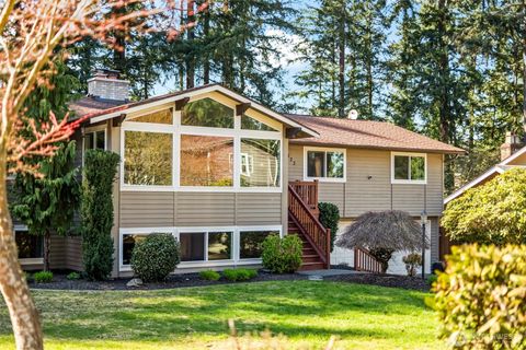 Photo of 3722 72nd Avenue Ct W, University Place, WA 98466 (MLS # 2495461)