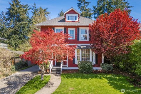 2640 Walnut Avenue SW Seattle WA 98116