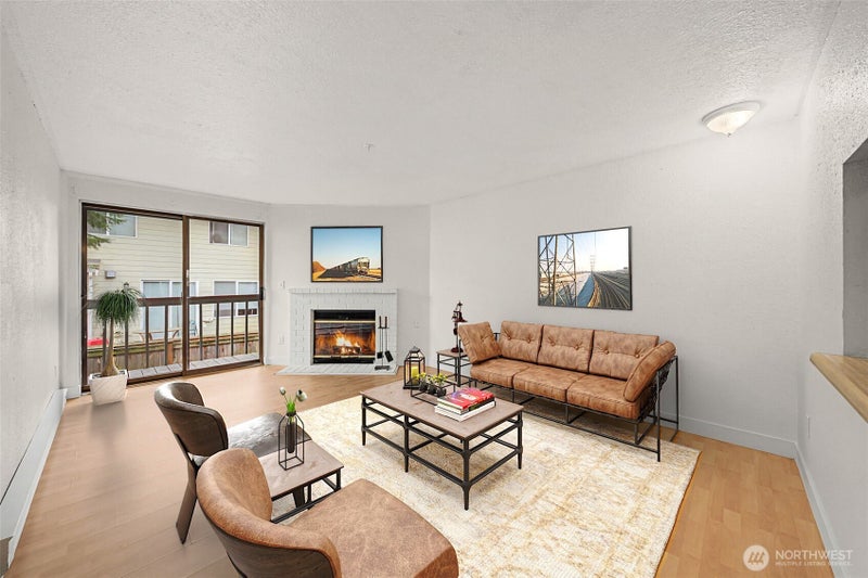 3322 I Street F202