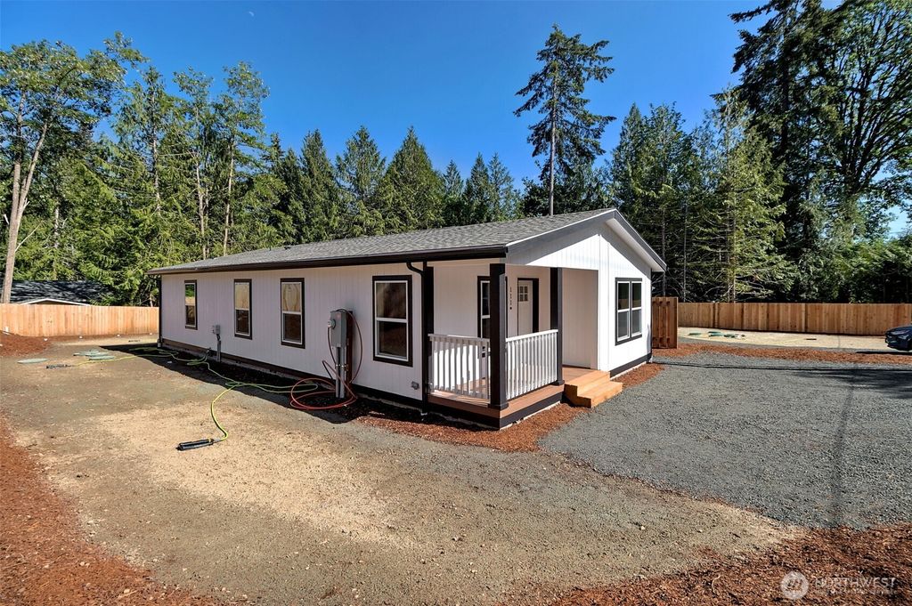 Photo of 111 E Ashwood Lane, Shelton, WA 98584 (MLS # 2530495)