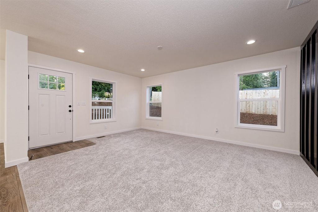 Photo of 111 E Ashwood Lane, Shelton, WA 98584 (MLS # 2530495)