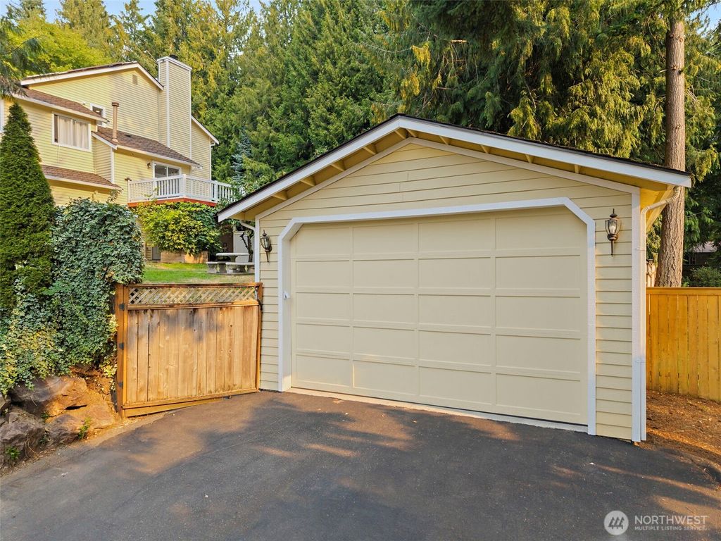 Photo of 929 187th Place SW, Lynnwood, WA 98036 (MLS # 2430773)