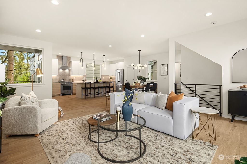 Photo of 1209 NE 104th Street, Seattle, WA 98125 (MLS # 2321268)