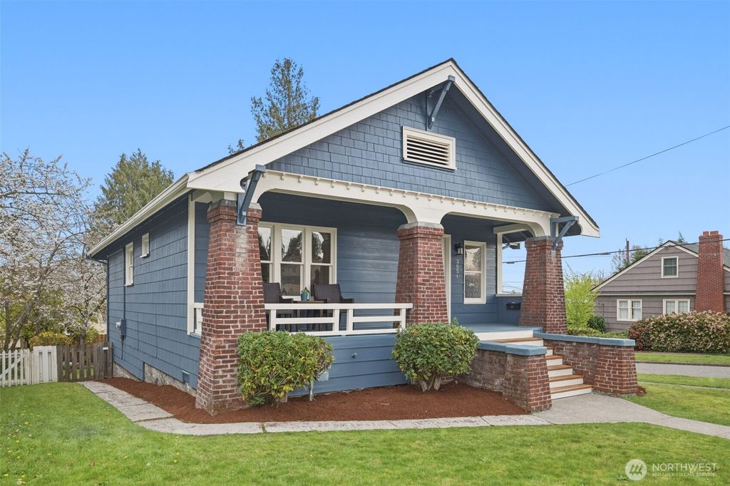 Photo of 3854 36th Avenue SW, Seattle, WA 98126 (MLS # 2506378)